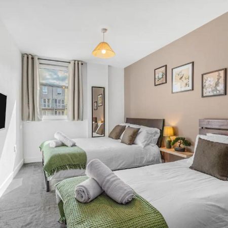 Oriental Suite 2 Bed 2 Bath Netflix And Free Parking, Games- Maihom Birmingam Exterior foto