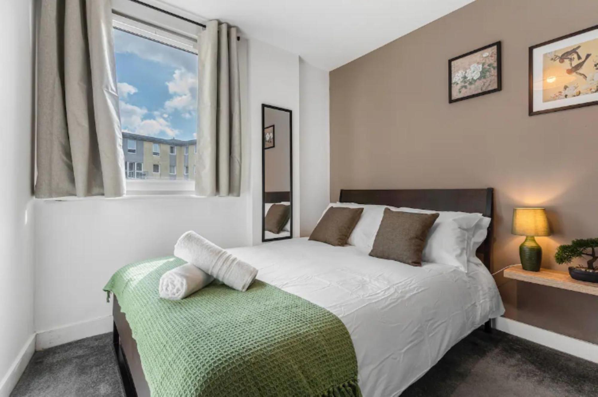 Oriental Suite 2 Bed 2 Bath Netflix And Free Parking, Games- Maihom Birmingam Exterior foto